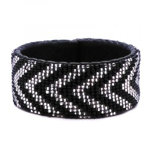 Handmade Czech glass seed bead black leather cuff bracelet with chevron arrow pattern design in black and white silver color combination.